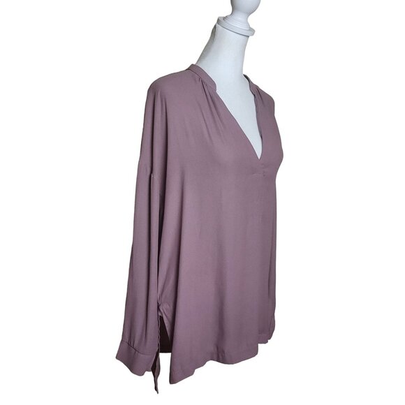 Lush Long-Sleeve V-Neck Blouse Size Small - Picture 2 of 9